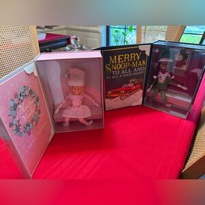 Martha Stewart on a Mantel and Snoop Dogg on a Stoop bundle